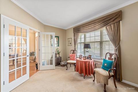 1884 Eton Dr, Hoffman Estates, IL 60192 photo 4