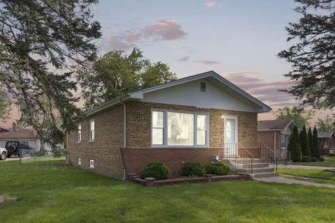 199 W Maple Dr, Chicago Heights, IL 60411