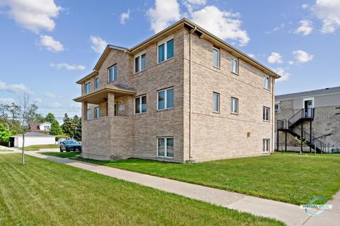 4103 Joliet Ave #1B, Lyons, IL 60534