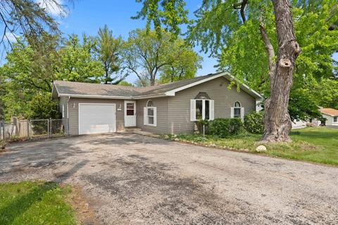 304 W Broadway St, Mchenry, IL 60050