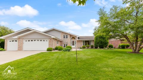 10121 Lancaster Dr, Mokena, IL 60448 photo 2