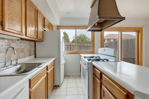1790 Sessions Walk, Hoffman Estates, IL 60169 photo 9