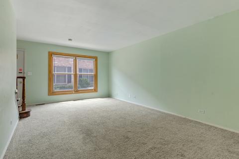 1790 Sessions Walk, Hoffman Estates, IL 60169 photo 6