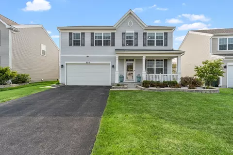 110 Gala Dr, Mundelein, IL 60060