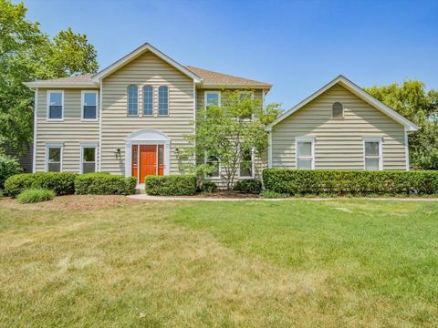 3500 Persimmon Dr, Algonquin, IL 60102 photo 3