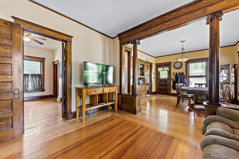 907 S 5th Ave, Kankakee, IL 60901 photo 2