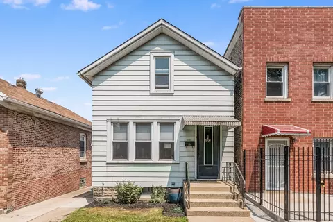 1642 W 33rd St, Chicago, IL 60608