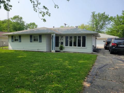 76 Hanson Dr, Bourbonnais, IL 60914
