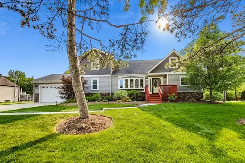 514 N Cedar Ave, Wood Dale, IL 60191