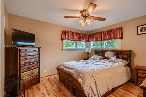 4400 Sycamore Ln, Rolling Meadows, IL 60008 photo 10