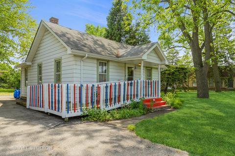 1017 Southport Ave, Lisle, IL 60532