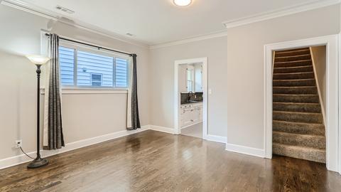 940 Logan Ave, Elgin, IL 60120 photo 5