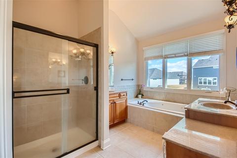167 Winding Hill Dr, Elgin, IL 60124 photo 17