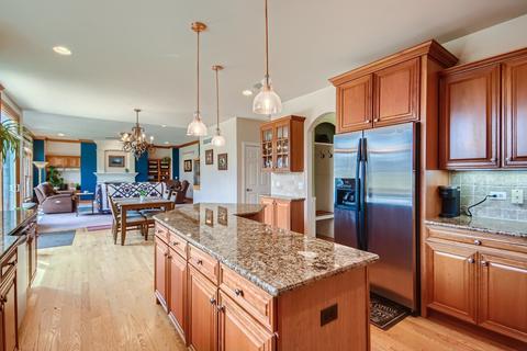 167 Winding Hill Dr, Elgin, IL 60124 photo 10