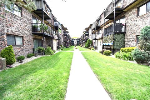 7600 W Lawrence Ave #1A, Harwood Heights, IL 60706
