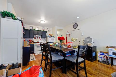 3103 W Polk St, Chicago, IL 60612 photo 14