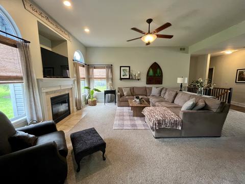 5202 Heather Ln, Johnsburg, IL 60051 photo 7