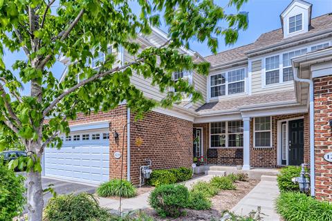 1239 Falcon Ridge Dr, Elgin, IL 60124