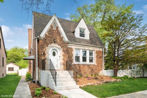 8112 Kostner Ave, Skokie, IL 60076