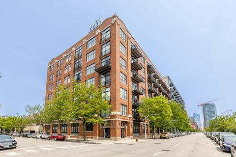 1250 W Van Buren St #703, Chicago, IL 60607