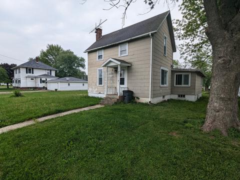 108 3rd St, Buckley, IL 60918