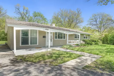 18321 Cicero Ave, Country Club Hills, IL 60478