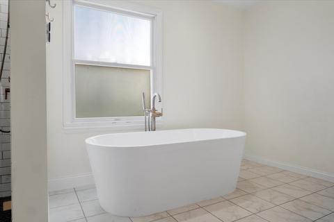 603 Whispering Pines Cc Ln, Normal, IL 61761 photo 27