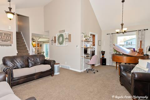 3701 W Cornell Ct, Mchenry, IL 60050 photo 7