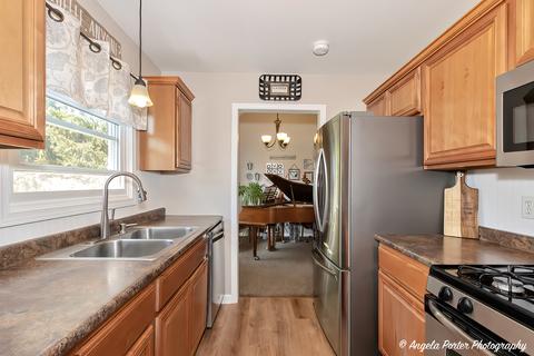 3701 W Cornell Ct, Mchenry, IL 60050 photo 10