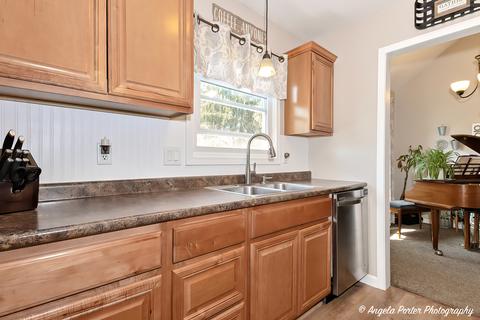3701 W Cornell Ct, Mchenry, IL 60050 photo 9