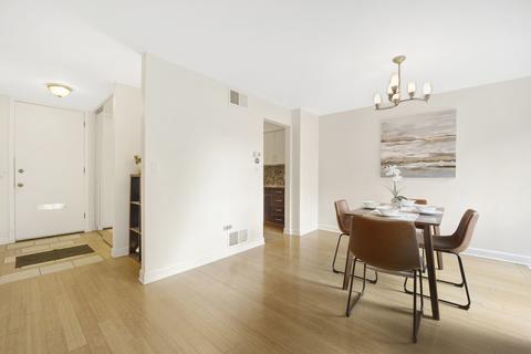 1252 W Westgate Ter, Chicago, IL 60607 photo 6