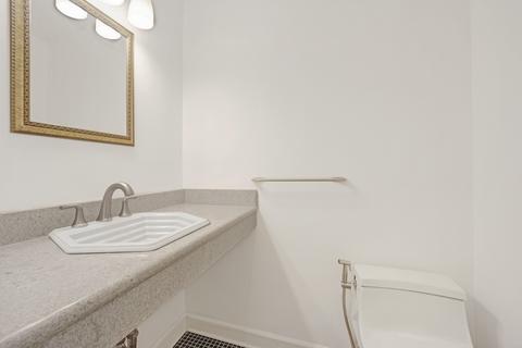 1252 W Westgate Ter, Chicago, IL 60607 photo 9