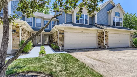 2833 Effingham Ct #105C, Schaumburg, IL 60193