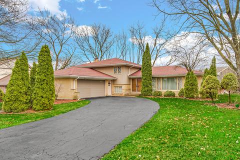 7525 W Manitoba Dr, Palos Heights, IL 60463