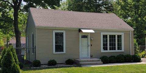 3 S623 Virginia Ave, Warrenville, IL 60555