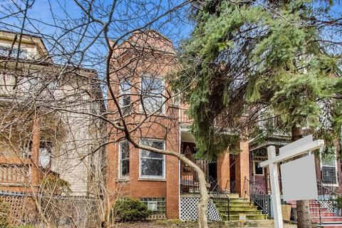 1430 W Warner Ave, Chicago, IL 60613 photo 3