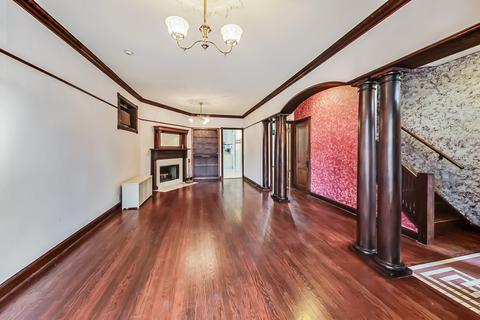 1430 W Warner Ave, Chicago, IL 60613 photo 5