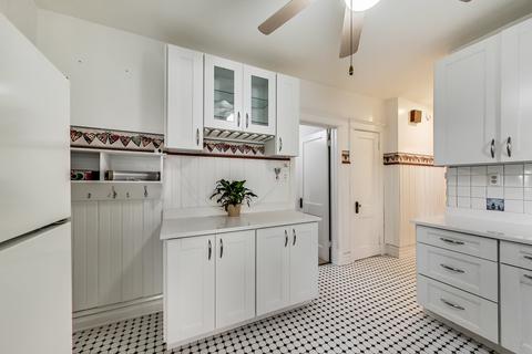 1430 W Warner Ave, Chicago, IL 60613 photo 15