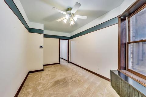 1430 W Warner Ave, Chicago, IL 60613 photo 17