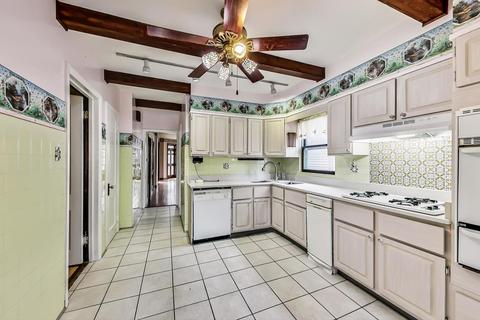 1430 W Warner Ave, Chicago, IL 60613 photo 33