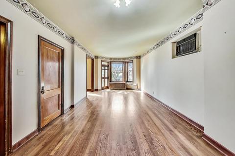 1430 W Warner Ave, Chicago, IL 60613 photo 27