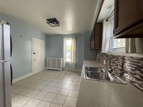 210 E Dakota St, Spring Valley, IL 61362 photo 5