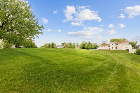 4746 Amber Cir, Hoffman Estates, IL 60192 photo 25