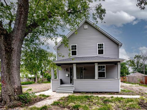 519 N Hebbard St, Joliet, IL 60432