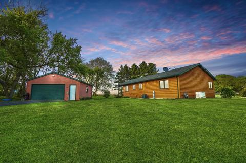 1838 Center St, Amboy, IL 61310