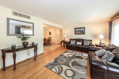 1365 Pine Bluff Rd, Morris, IL 60450 photo 3