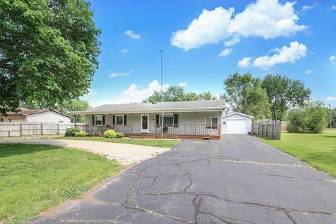 1365 Pine Bluff Rd, Morris, IL 60450 photo 1