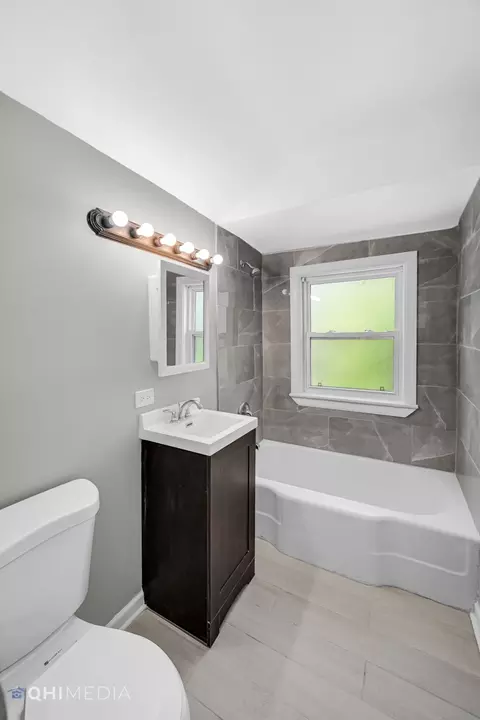2540 E 96th St, Chicago, IL 60617 photo 13