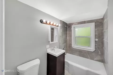 2540 E 96th St, Chicago, IL 60617 photo 12