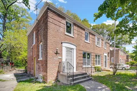 2540 E 96th St, Chicago, IL 60617 photo 2